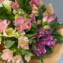 11 разноцветных альстромерий фото 3